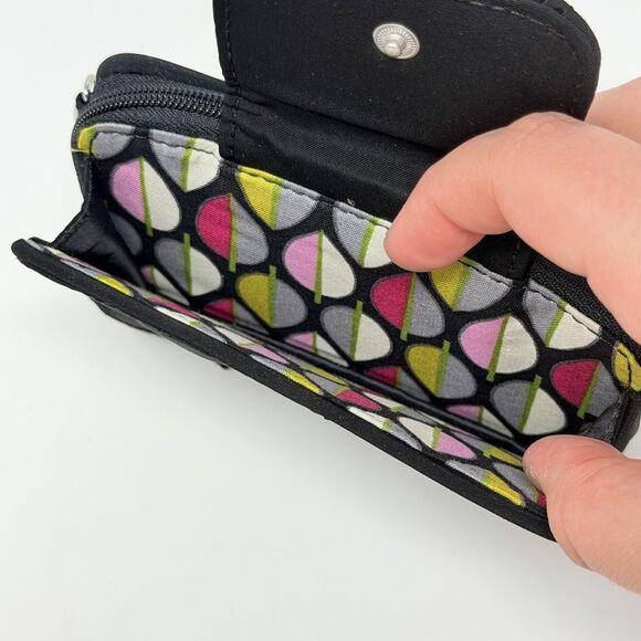 Vera Bradley Black Quilted Wristlet Wallet Zip Around ID Coin Purse NWOT - Picture 7 of 16